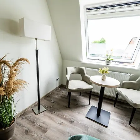 Hoekis-zimmervermietung 2 Apartament *